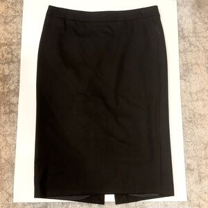 Zara Pencil Black Skirt. Size 8.